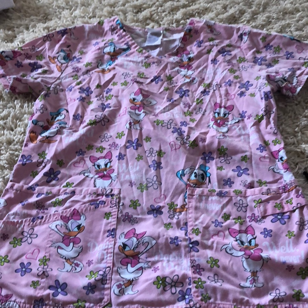 Scrub top